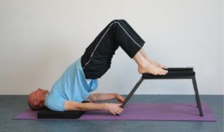 Critical Alignment Yoga met Kader